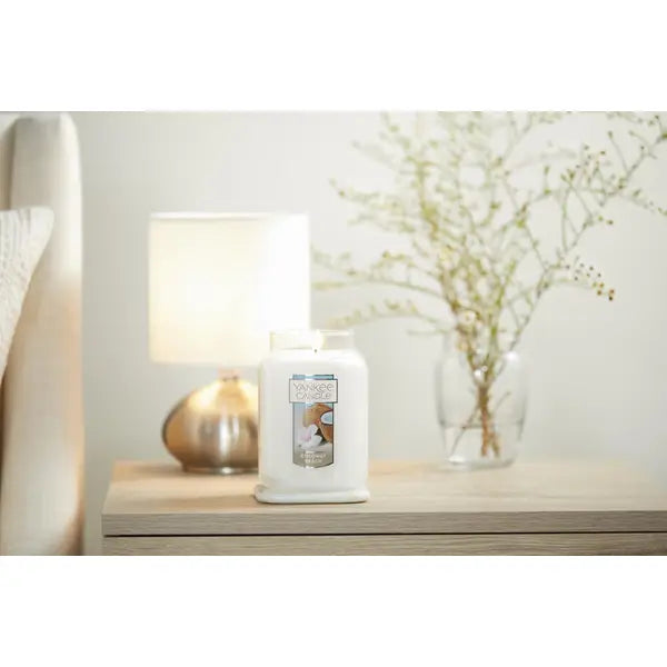 Vela Yankee de 22 oz con aroma a Coconut Beach