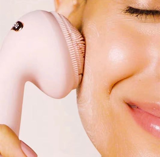 Silicone Facial Cleansing Brush – Waterproof Electric Face Cleanser & Gentle Exfoliator
